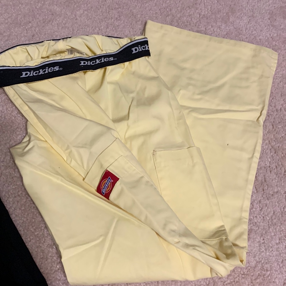 Dickies light yellow scrub pants-like new! Fun waist detail
